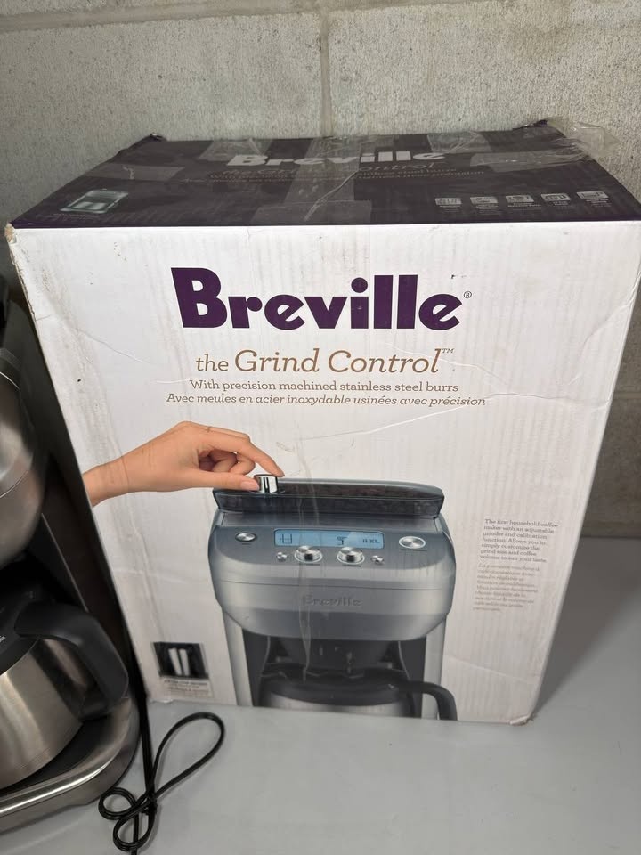 Breville Grind Control Coffee Maker - photo 3