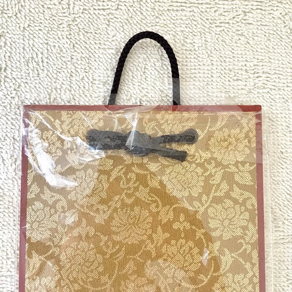 3D Wall Art Plaque “Girl & Bunny with Yellow Umbrella” image indicator(7)