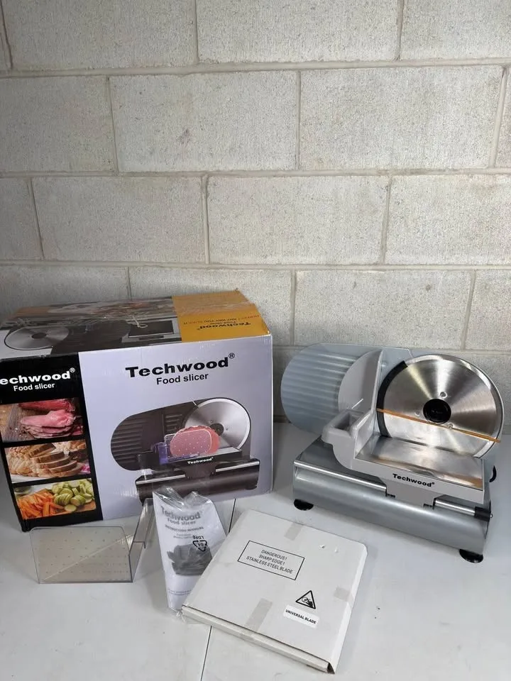 Techwood Food Slicer with Removable 9” Blade image indicator(2)