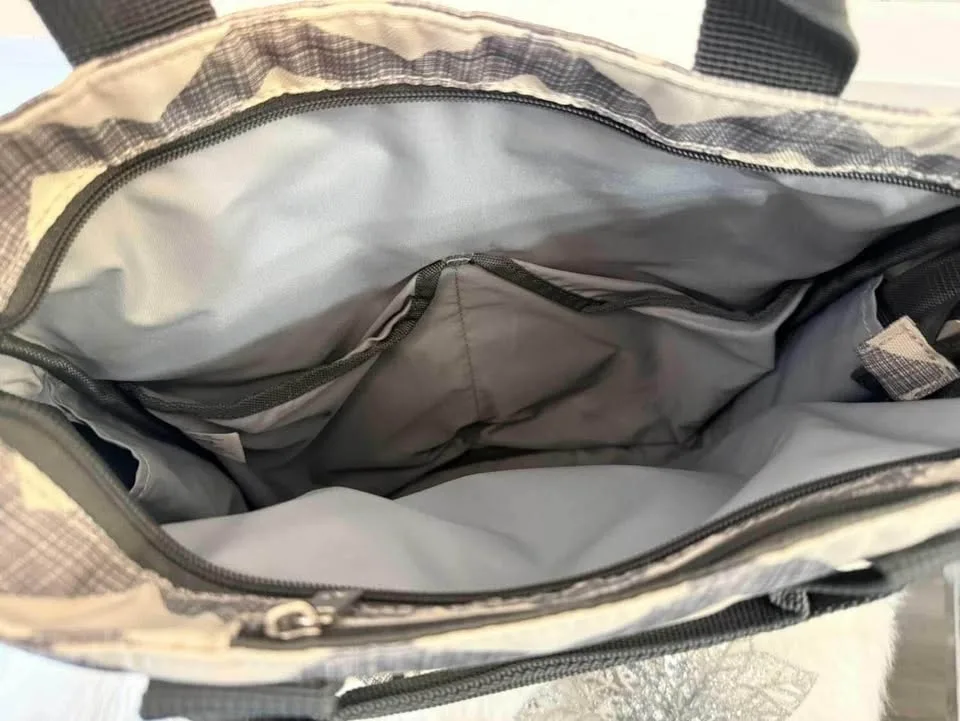 Skip Hop Duo Signature Diaper Bag image indicator(2)