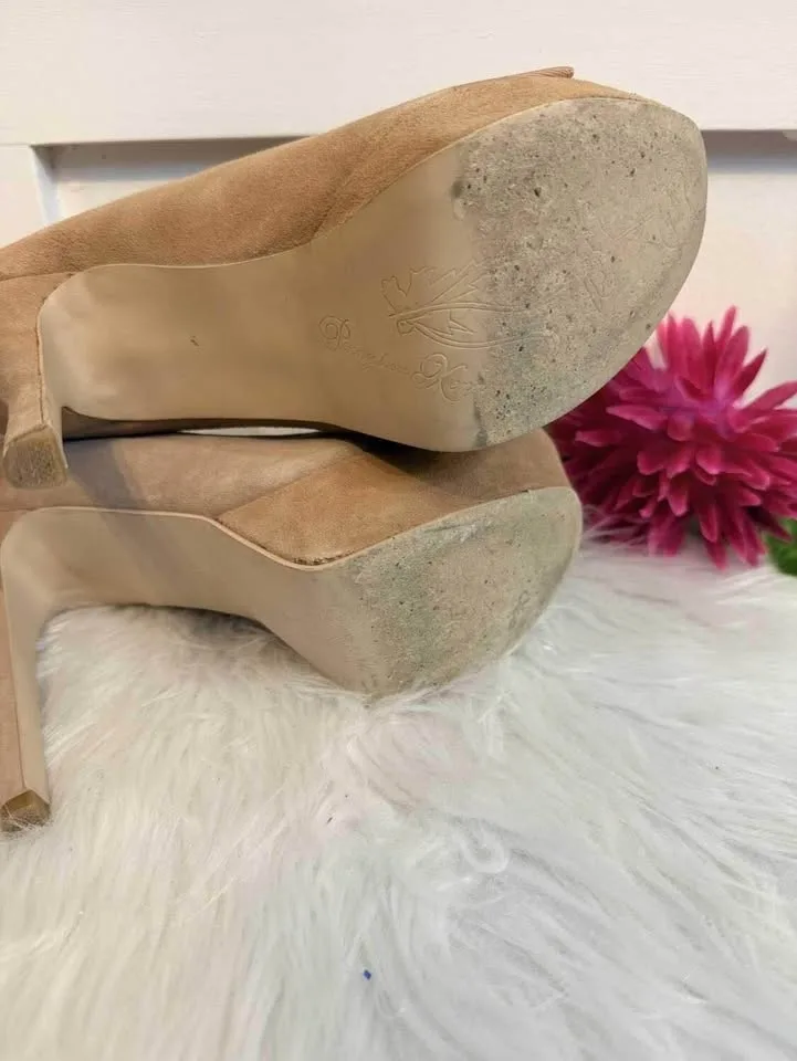Penny Loves Kenny Heels - Women’s Size 10 image indicator(4)