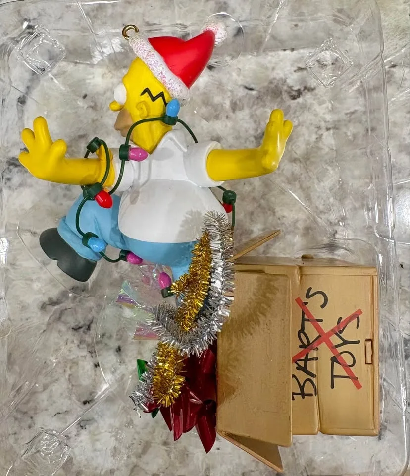 Homer Simpson Christmas Ornament - Carlton Cards - 2003 image indicator(2)