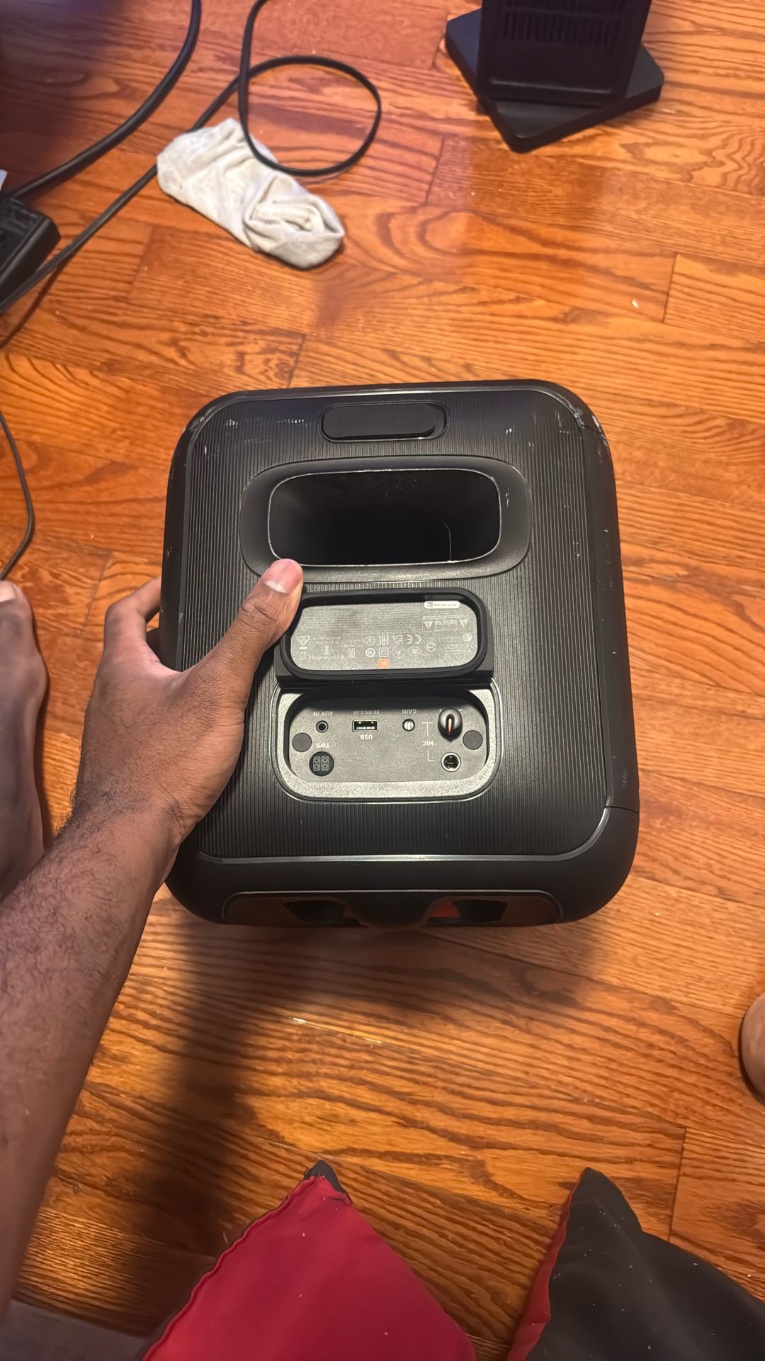 JBL - Partybox Encore Essential - photo 3