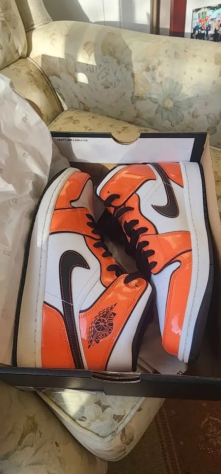 Jordan 1 image indicator(4)