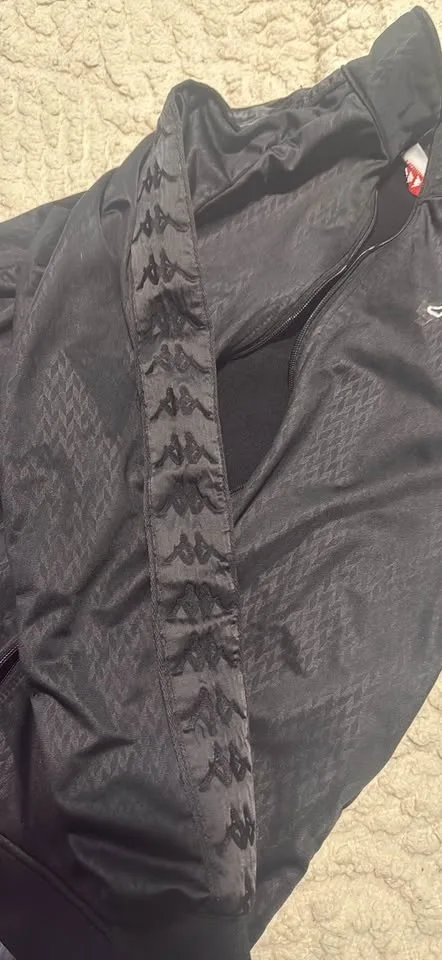 italian sportswear sweatshirt image indicator(2)