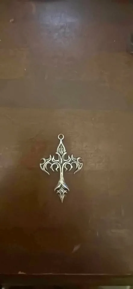 unisex gothic cross pendant