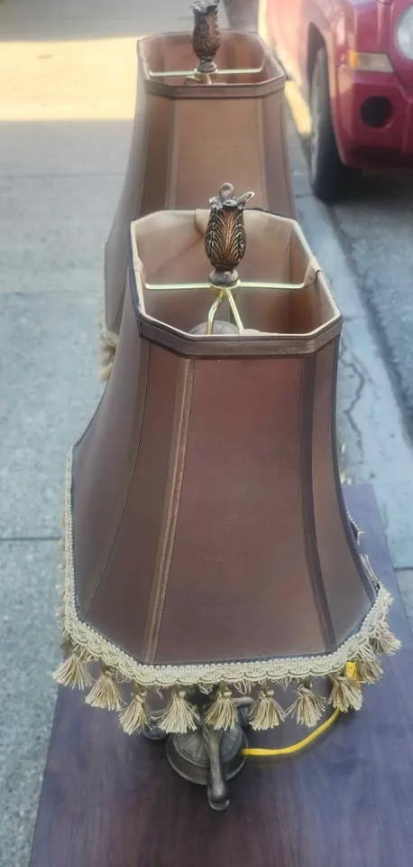 Vintage lamps image indicator(2)