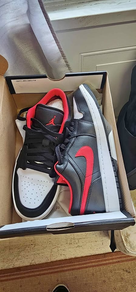 Jordan 1