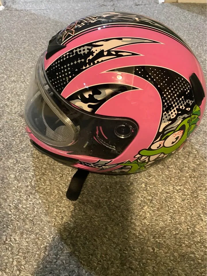 CKX VG K1 youth helmet DOT approved image indicator(2)