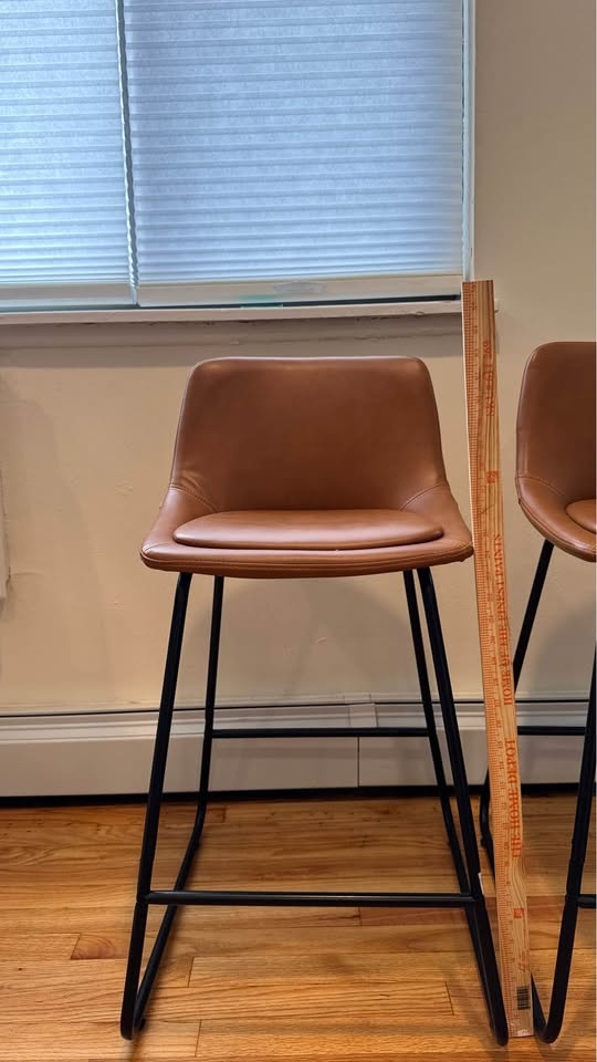 4 High rise chairs - 25 each - photo 2