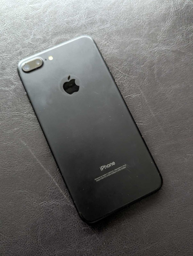 Apple iPhone 7 Plus 32 GB - photo 2