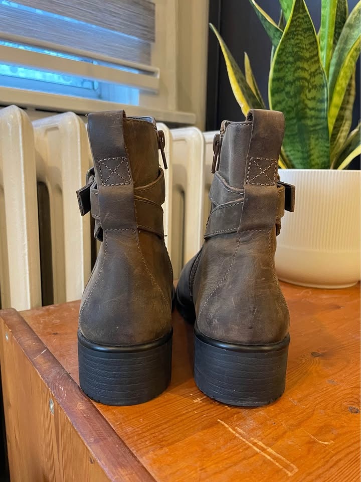 Genuine leather boots - photo 2