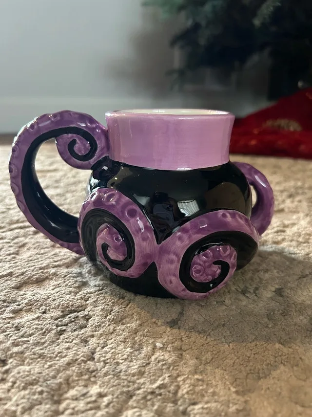 Disney Ursula Mug image indicator(2)