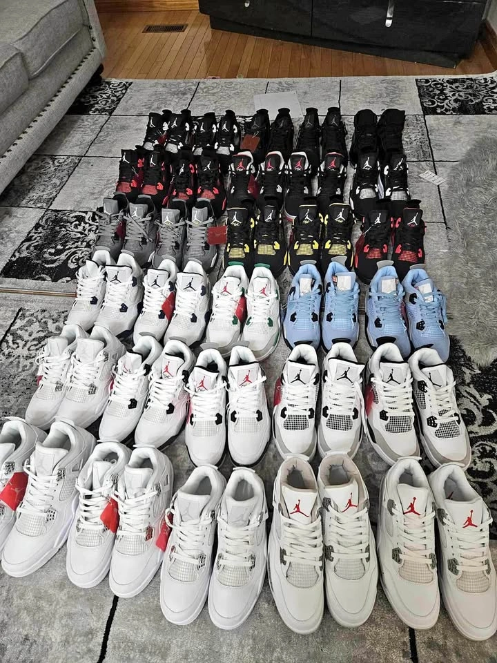 Jordan 4s