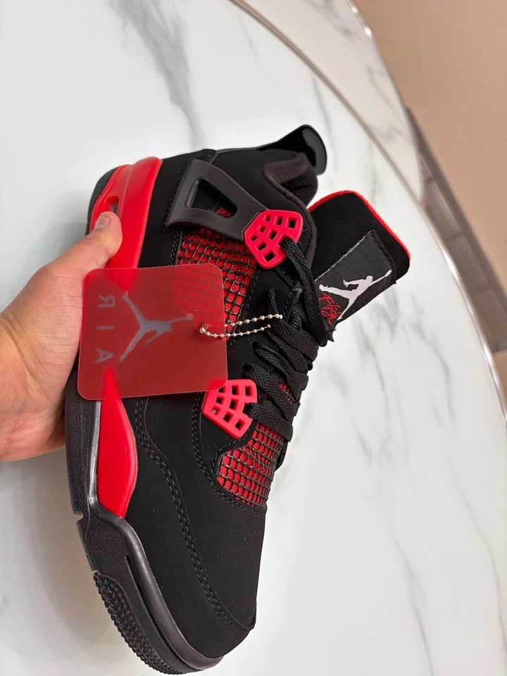 Jordan 4s Red Thunders