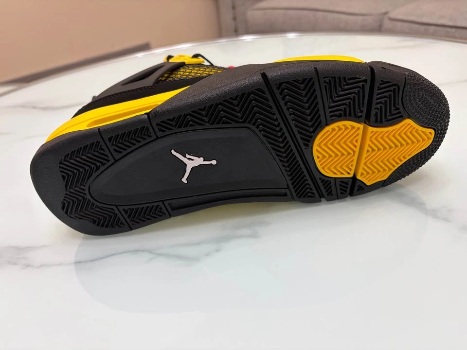 Jordan 4s Yellow Thunders - photo 3