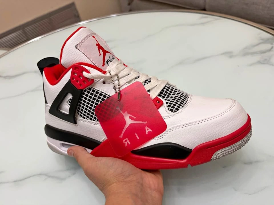 Jordan 4s Fire Reds
