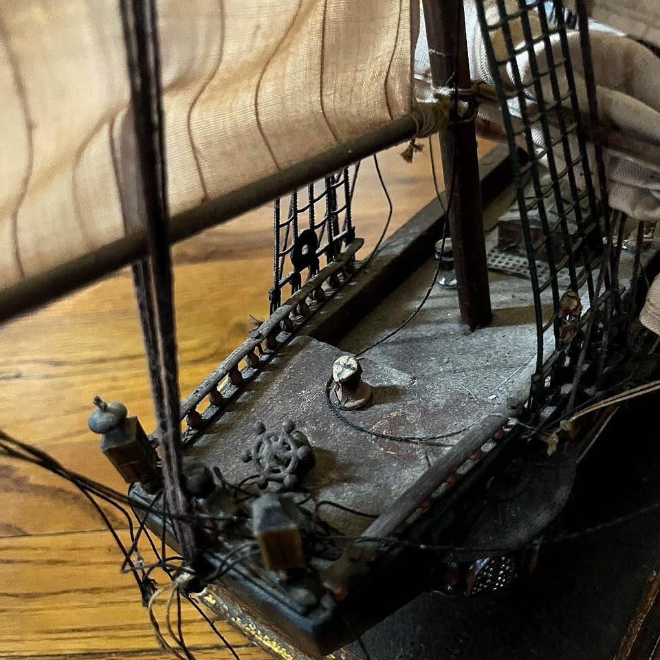 Handcrafted 31” Spanish Frigate Model Ship - photo 3