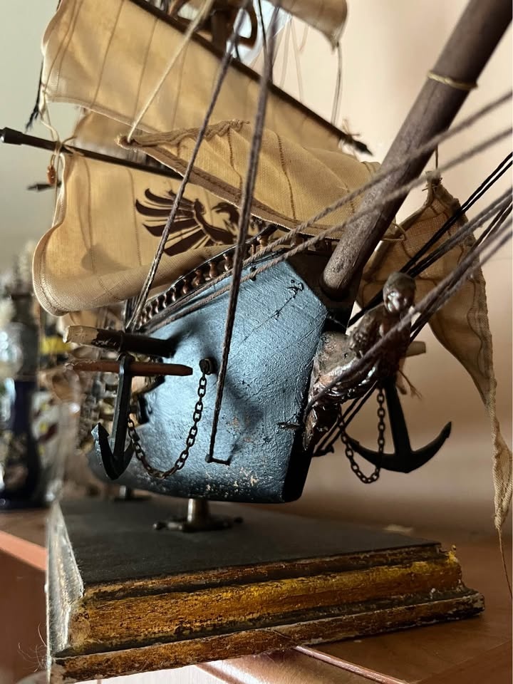 Handcrafted 31” Spanish Frigate Model Ship - photo 5