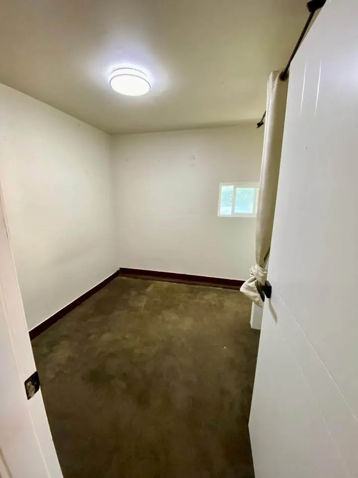 3 Beds 2 Baths - House image indicator(8)