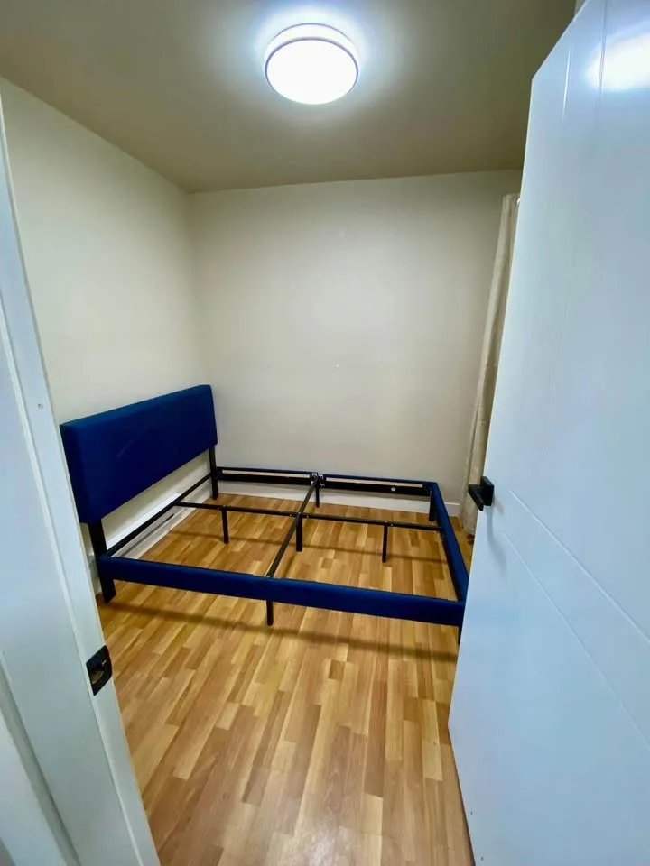 3 Beds 2 Baths - House image indicator(9)
