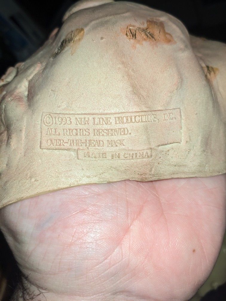Jason goes to hell Halloween mask 1993 new line productions - photo 4