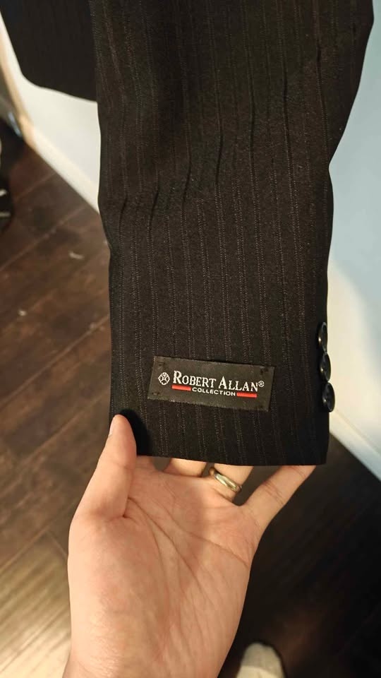 Robert Allen Pin Stripes Suit and Pants - photo 3