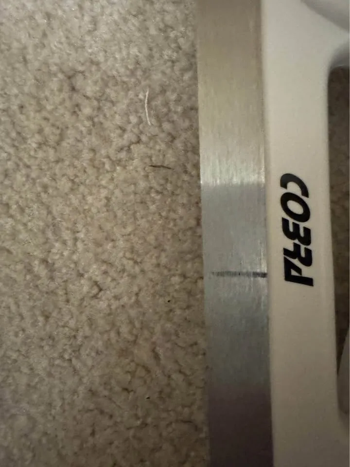 Used pair of Graf Supra G5500 hockey goalie skates -size 9 image indicator(3)