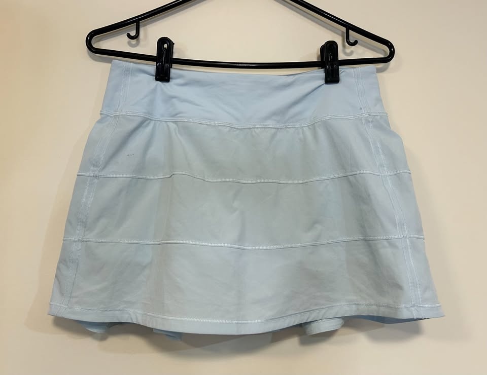 Lululemon Mid-Rise Skirt - photo 4
