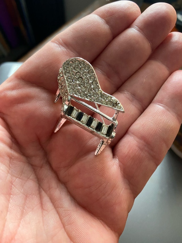 Piano Brooch