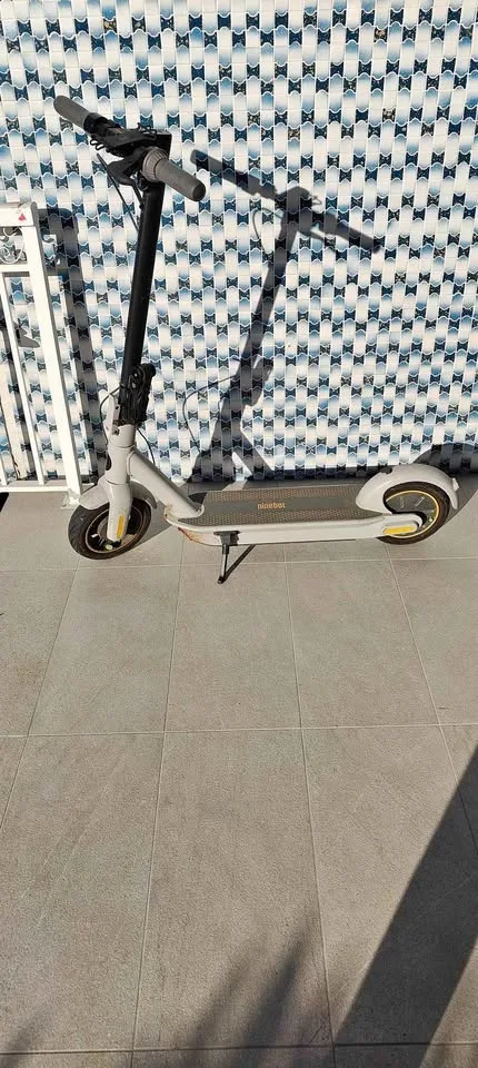 Segway Ninebot KickScooter MAX G30LP - Silver