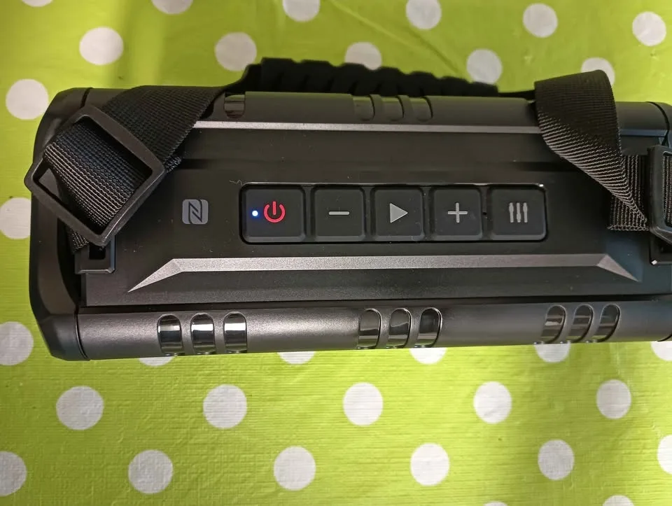 W-KING Portable Bluetooth Speaker - 30W (60W Peak) image indicator(4)