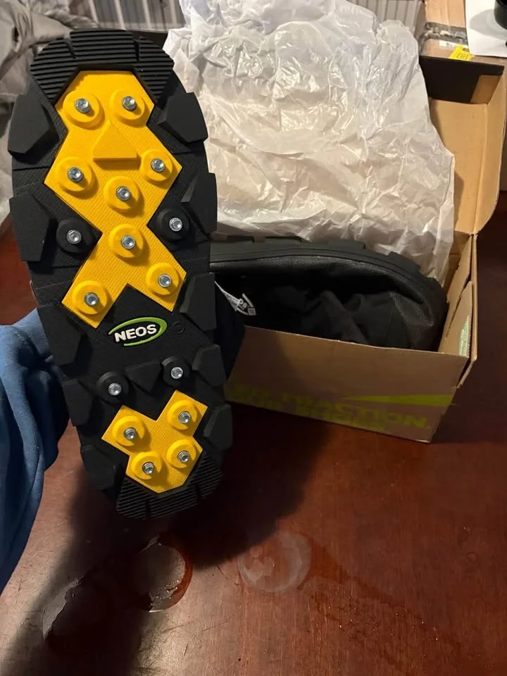 Neo voyager glacier trek overshoe #cleanout image indicator(4)