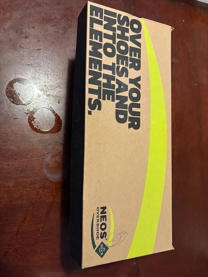 Neo voyager glacier trek overshoe #cleanout image indicator(5)