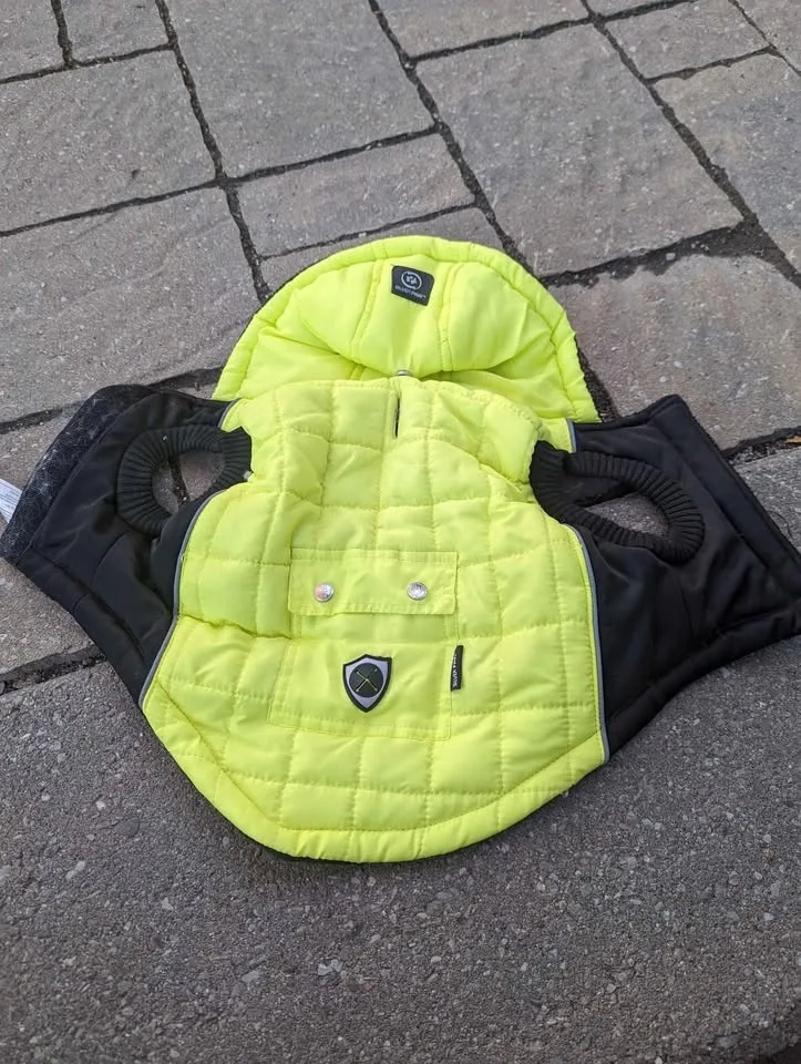 Silver Paw jacket for small dog. image indicator(2)