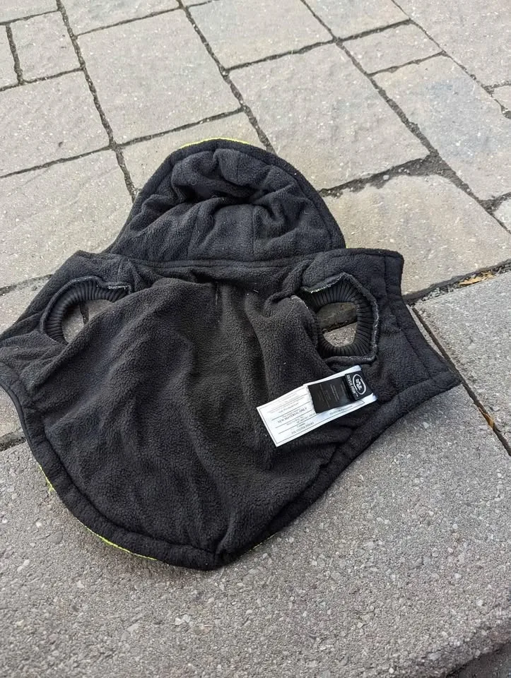 Silver Paw jacket for small dog. image indicator(5)