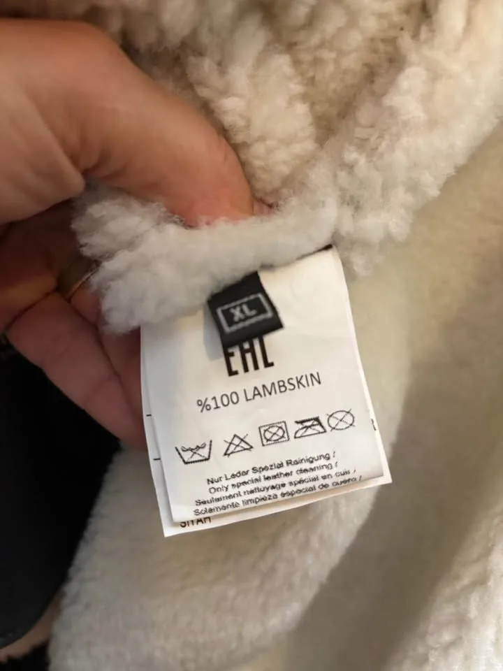 Bilgin’s Luxury Lambskin bomber jacket image indicator(8)