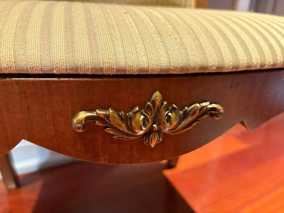 Antique French vanity Bench image indicator(2)