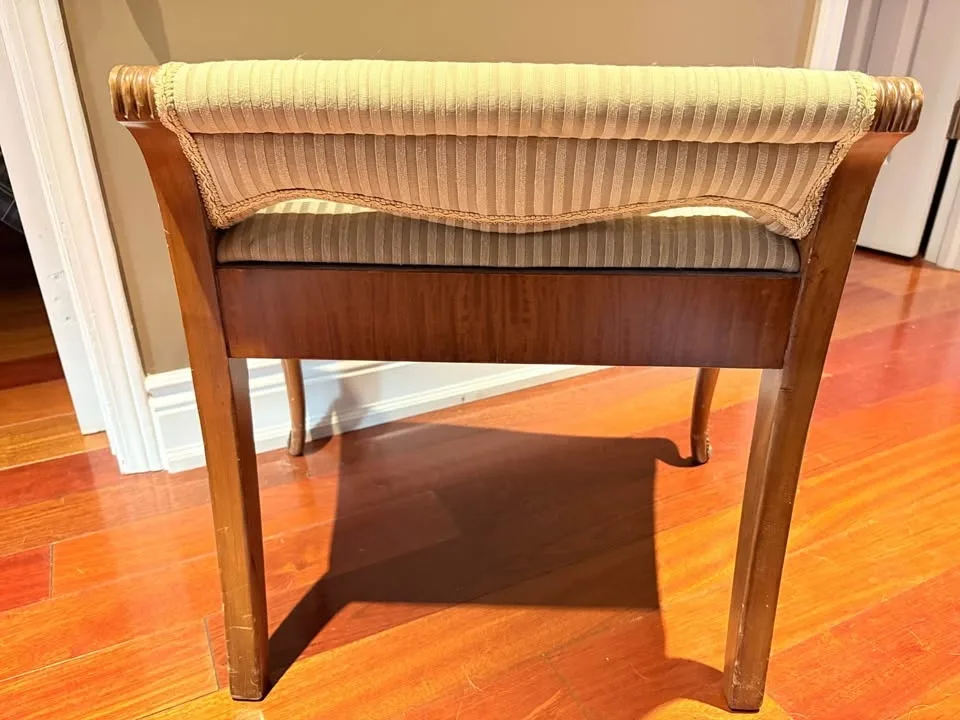 Antique French vanity Bench image indicator(5)