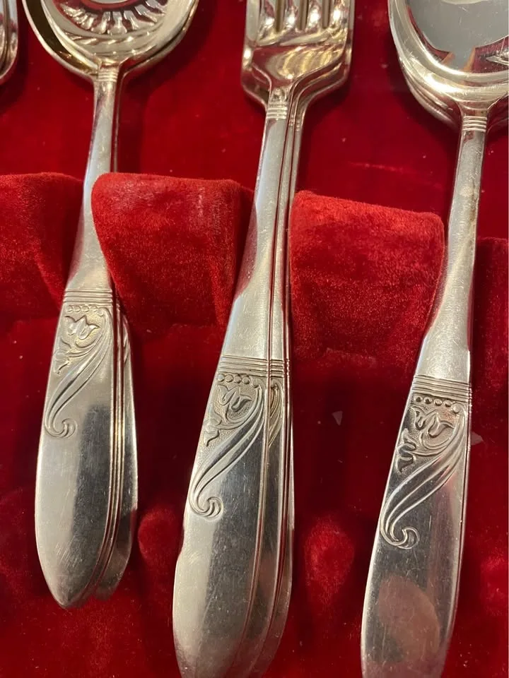 Elkington & Co “Ophelia” set cutlery VINTAGE image indicator(8)