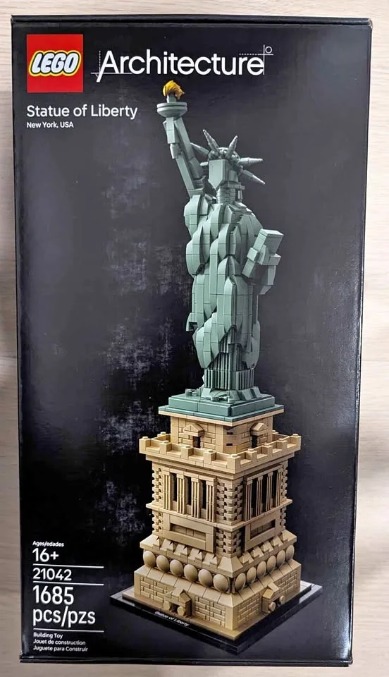 LEGO Architecture 21042 Statue of Liberty