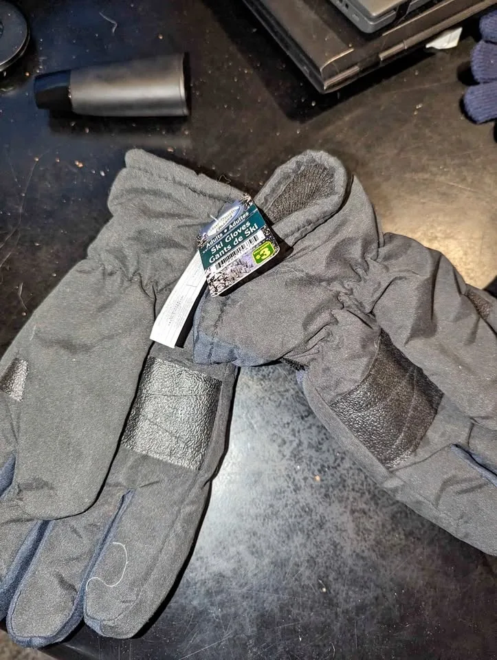 Adult Ski Gloves, Waterdown pickup