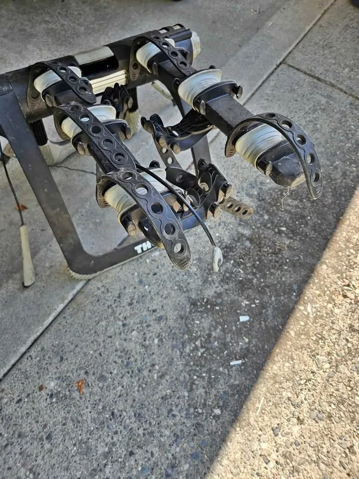 Thule Raceway Pro 3 Bike Rack
