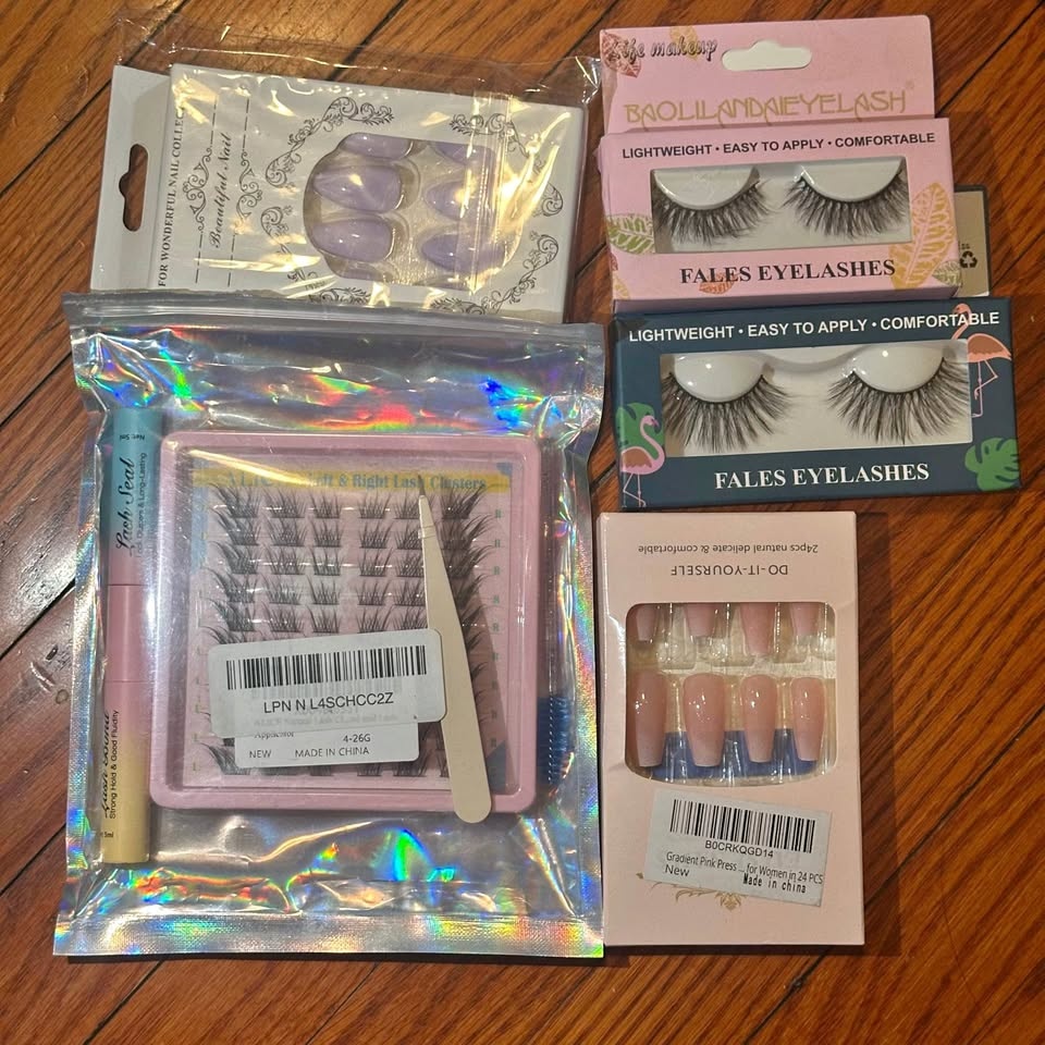 Lashes and nails set