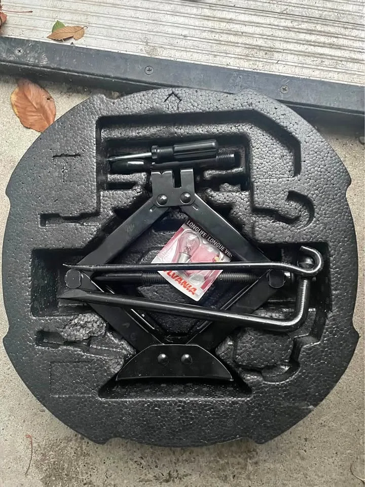 R17 Tire spare and wrench kit