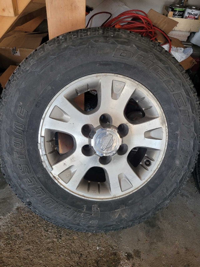 Nissan 16 Inch Rims 255/65/16 All Season Tires - photo 3