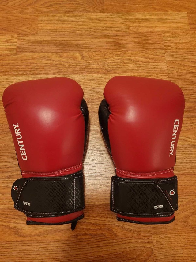 Brand New Men's Century Red Boxing Gloves
