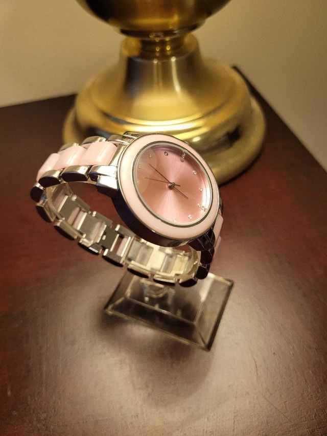 New Women's Pink Diamond Fashion Watch - photo 4