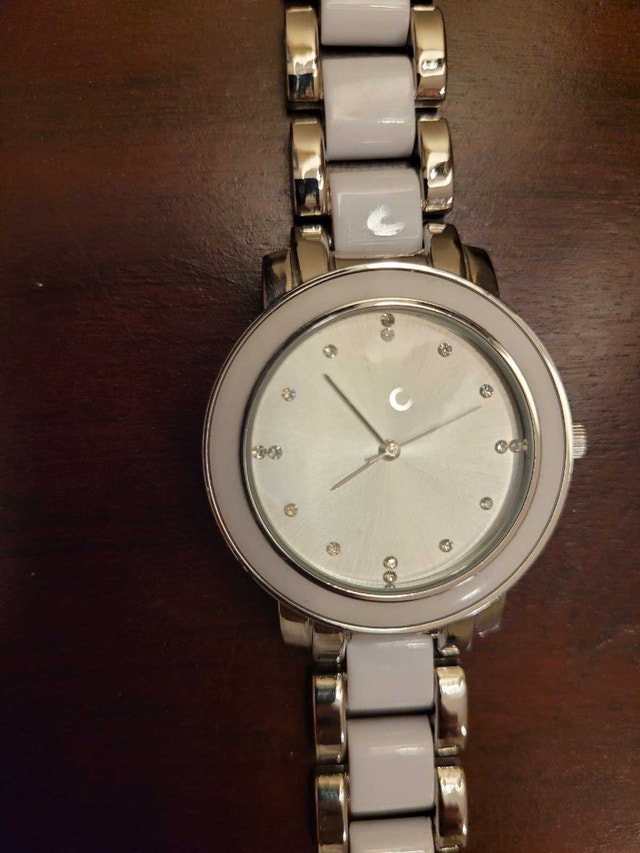Stylish Silver and White Women's Watch - photo 4