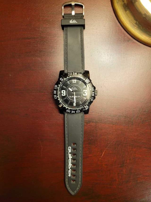 Rare Black Quicksilver Men's Analog Watch